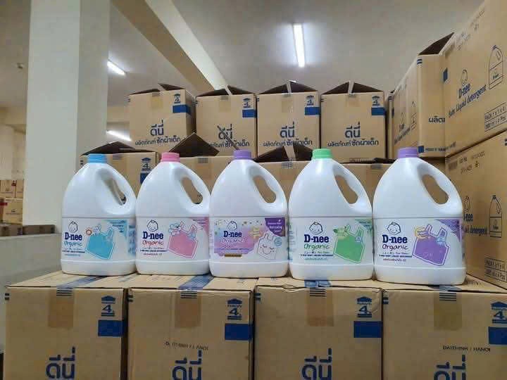 Nước giặt Dnee Thái Lan can 3L 